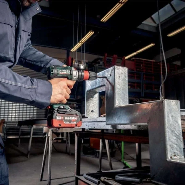 SOLDES TOUT À METABO Taraudeuse 18V 5.2Ah – GB 18 LTX BL Q I – 602362500 7