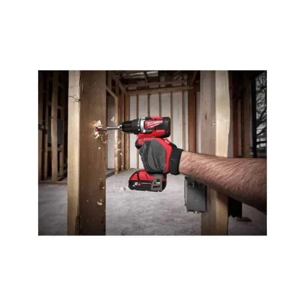 marques pas cher MILWAUKEE Perceuse Percu 18V 4Ah M18 CBLPD-402C – 4933464537 3