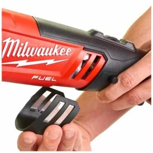 achetez pas cher MILWAUKEE Polisseuse 180mm 18V 5Ah – M18 FAP180-502X – 4933451550 11