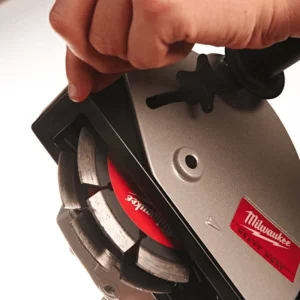 achetez MILWAUKEE Rainureuse 1500W 125mm – WCE 30 – 4933383855 14