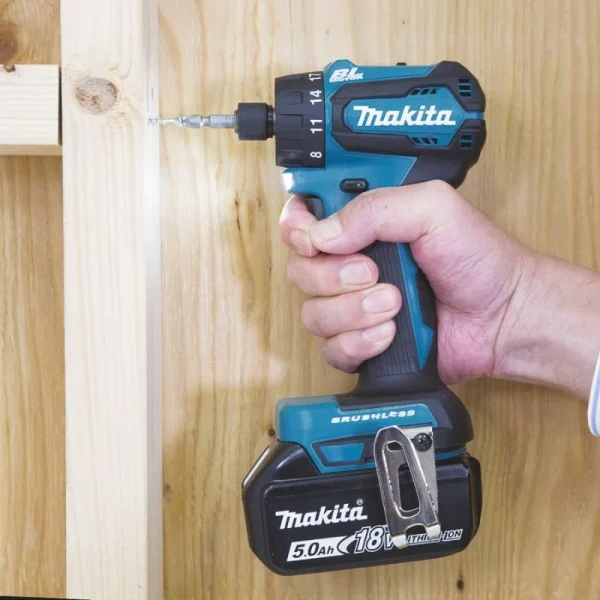 MAKITA Perceuse Visseuse 1/4” 40nm 18V 2x3Ah Solo – DDF083Z fashion pas cher 3